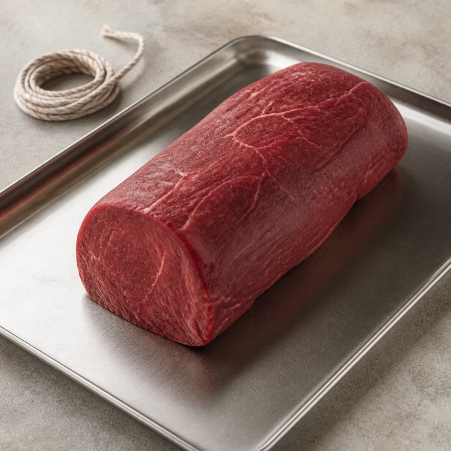 centre-cut beef tenderloin (has dalam sapi bagian tengah) for Beef Wellington