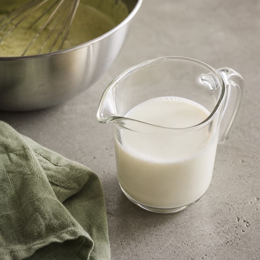 whole milk (susu sapi full cream) for Beef Wellington