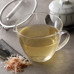 unsalted dashi (kaldu dashi tanpa garam), 600 ml for Chawanmushi