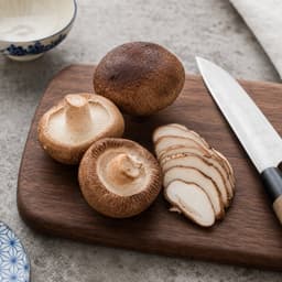 fresh shiitake mushrooms (jamur shiitake segar), 20 g for Chawanmushi