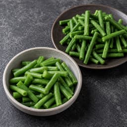 green beans or snake beans (buncis atau kacang panjang), 180 g for Gado-Gado