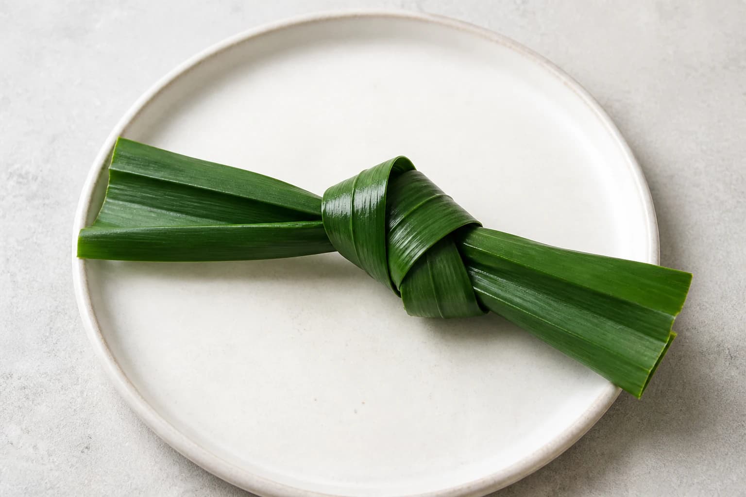 pandan leaves (daun pandan) for Hainanese Chicken Rice