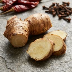 galangal (lengkuas), 50 g for Rendang