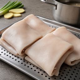cleaned pork skin (kulit babi yang sudah dibersihkan), 225 g for Xiao Long Bao